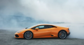 Lamborghini Huracan 4K wallpaper